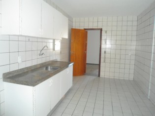 COZINHA ( ÂNGULO II )
