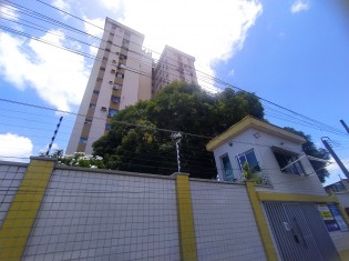 FACHADA 01