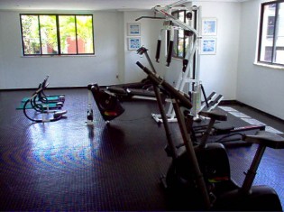 SALA DE GIN&Aacute;STICA