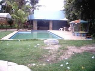 PISCINA ( OUTRO ÂNGULO )