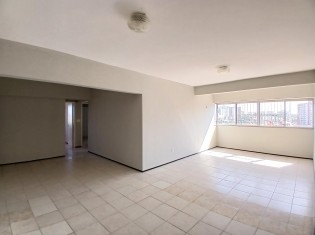 SALA EM L AMPLA