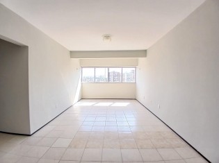 SALA EM L AMPLA AMGULO II