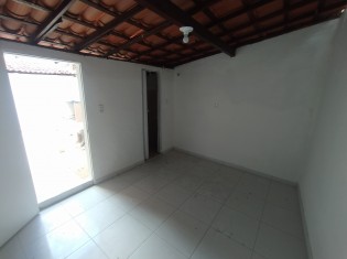 QUARTO DOS FUNDOS/SUÍTE