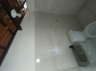 BANHEIRO SOCIAL