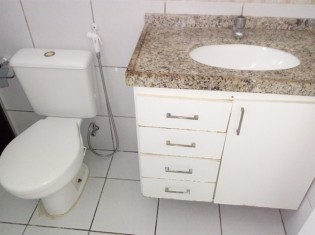 WC SUITE 2