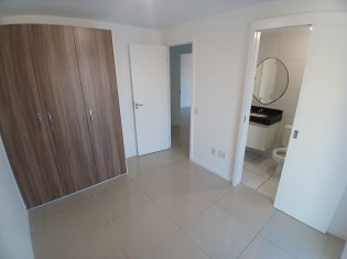 PRIMEIRA SU&Iacute;TE (REVERS&Iacute;VEL) &Acirc;NGULO 2