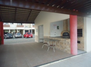 DECK/CHURRASQUEIRA
