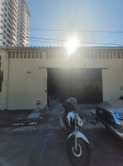 FACHADA (ANGULO II)