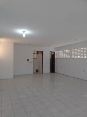 ACESSO AO MEZANINO / WC II