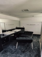 WC SUITE IV