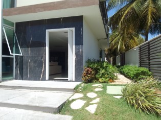 FRENTE CASA