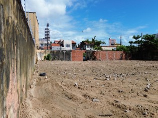 TERRENO ANGULO III