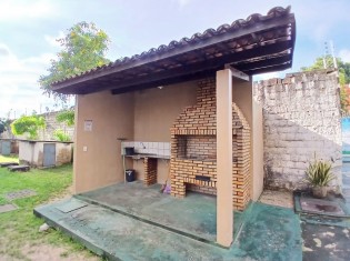 DECK / CHURRASQUEIRA