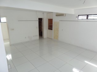 SALÃO - LOJA 1º ANDAR ANGULO III