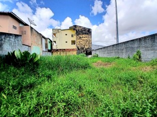 TERRENO ANGULO II