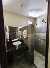 WC SUITE III