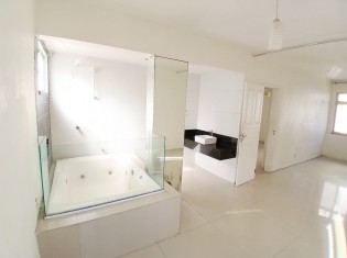 SUITE ANGULO II