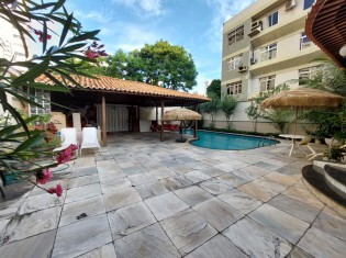 ACESSO PICINA/DECK
