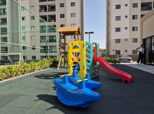 PLAYGROUND 01