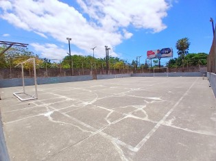 QUADRA ESPORTIVA