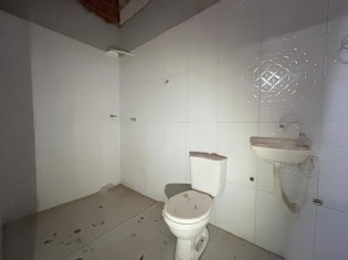 BANHEIRO SALA/ ESCRIT&Oacute;RIO