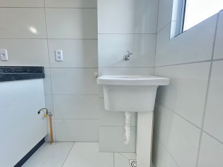 ÁREA DE SERVIÇO ANGULO II