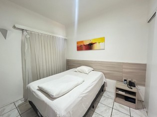 SU&Iacute;TE REVERS&Iacute;VEL