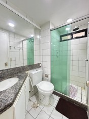 WC SU&Iacute;TE REVERS&Iacute;VEL ANGULO II