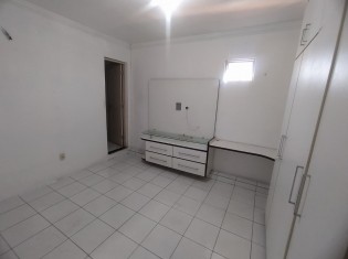 SEGUNDA SU&Iacute;TE