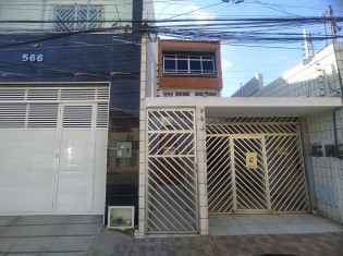 FACHADA &Acirc;NGULO 2