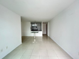 SALA EM L AMPLA ANGULO III