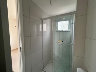 WC SU&Iacute;TE REVERS&Iacute;VEL ANGULO III