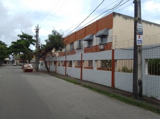 FACHADA PELA RUA SORIANO ALBUQUERQUE