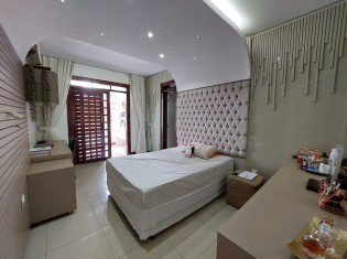 SUITE 03