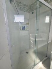 WC SUÍTE III (ÂNGULO II)