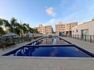 PISCINA (&Acirc;NGULO II)