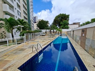 PISCINAS (&Acirc;NGULO III)