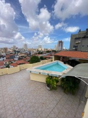 PISCINA (&Acirc;NGULO III)