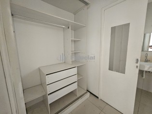 SU&Iacute;TE 01 CLOSET &Acirc;NGULO II