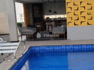 PISCINA/DECK