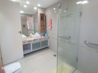 WC SUITE 01