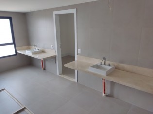 WC SUITE IV ( ANGULO IV )