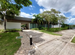 HOME CLUB