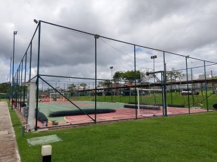 QUADRA DE TÊNIS