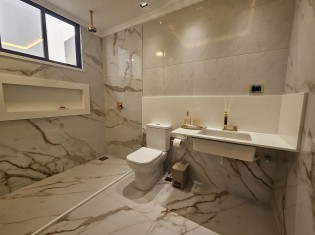 WC SUÍTE III