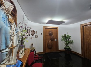 HALL APTO.