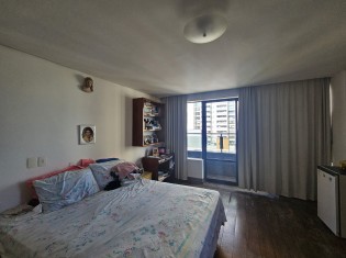 SUÍTE II