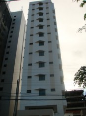 FACHADA (ÂNGULO II)