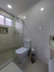 WC SUÍTE II (ÂNGULO II)