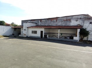 FACHADA INTERNAR (ÂNGULO III)